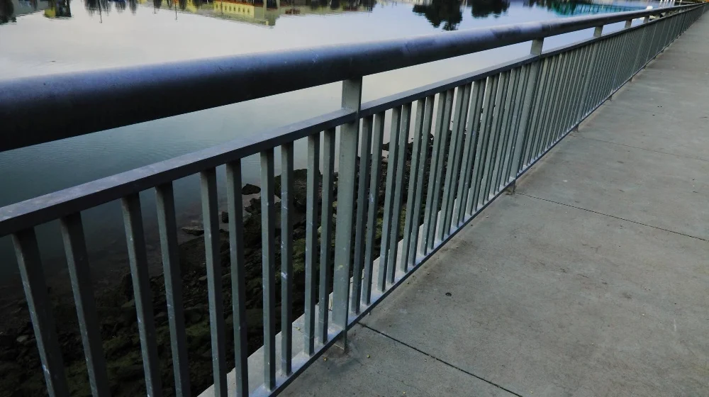 Aluminum & Metal Fences