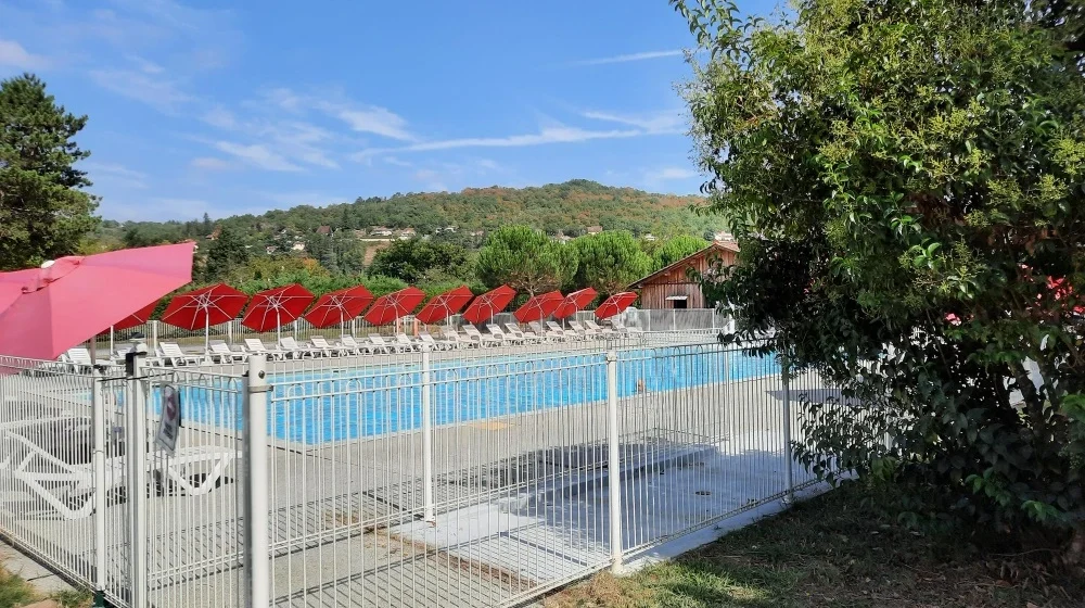 Pool Fences (Code-Compliant)